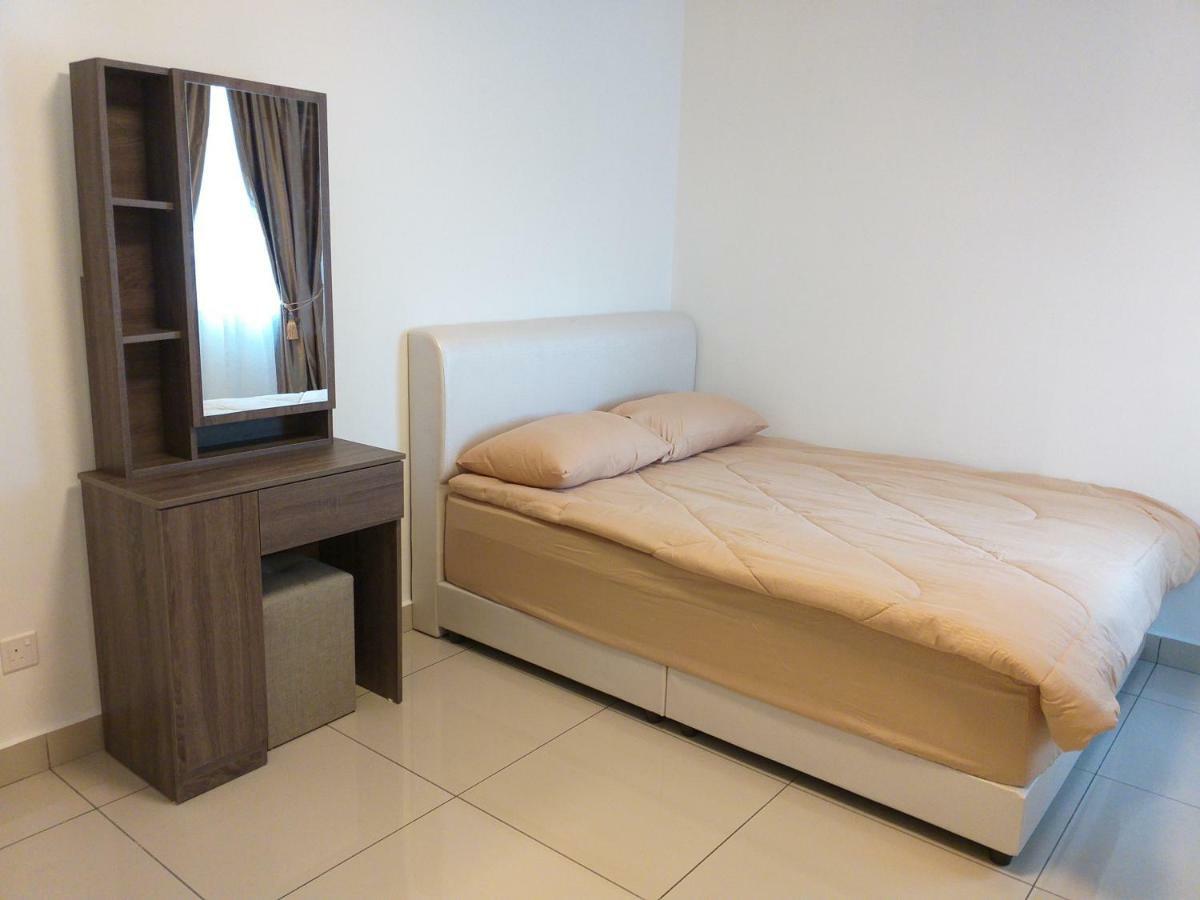 Aliff Avenue 2 Bedroom Homestay ジョホールバル エクステリア 写真
