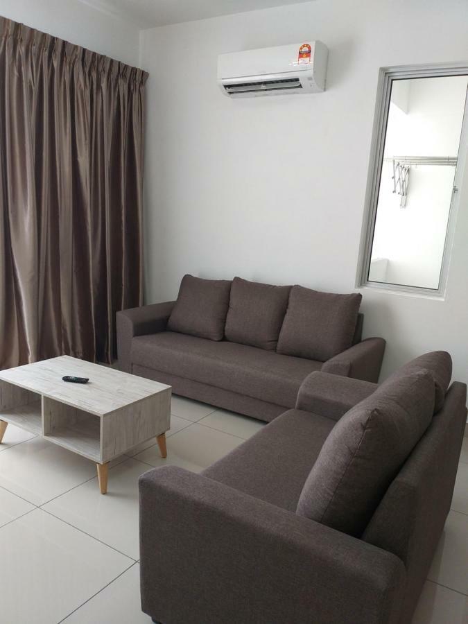 Aliff Avenue 2 Bedroom Homestay ジョホールバル エクステリア 写真